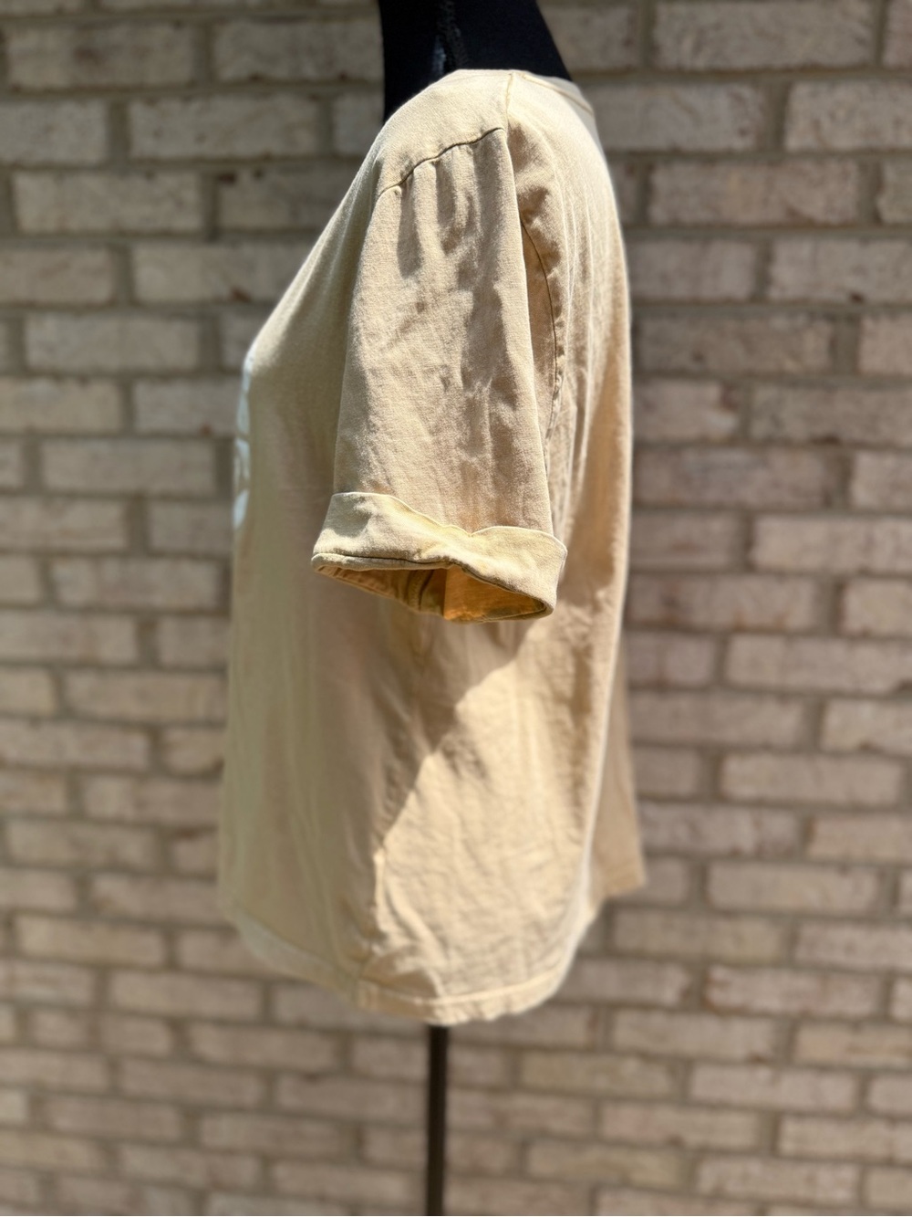 Nashville Graphic Tee - Beige Crew Neck women Shirt size M pre-owned with gift . - Picture 7 of 16